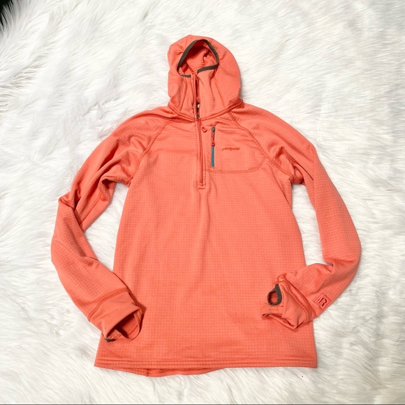 Patagonia Tops - Patagonia R1 Salmon 1/2 Top
